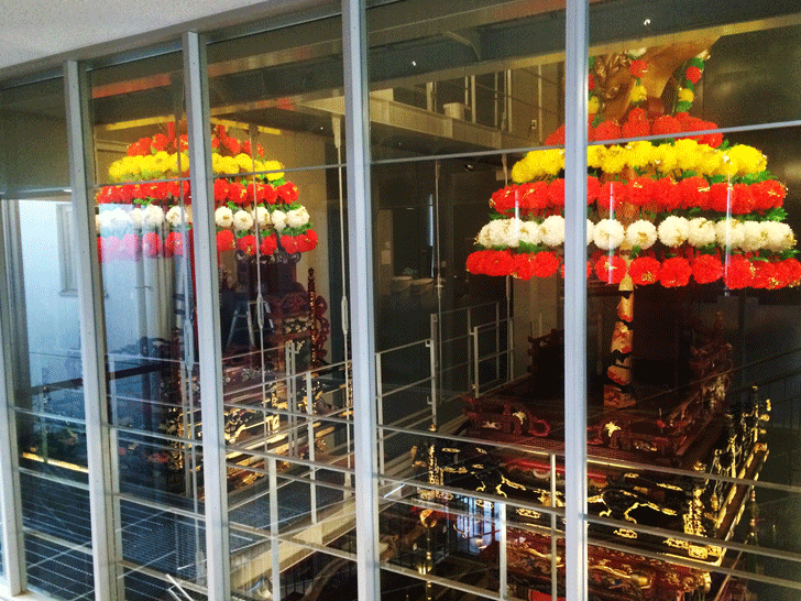 川の駅新湊の曳山