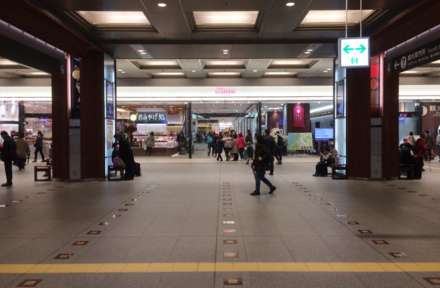 JR金沢駅改札を出た時のファーストビュー（景色）