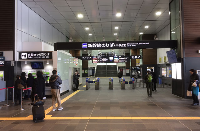 JR富山駅の北陸新幹線の改札
