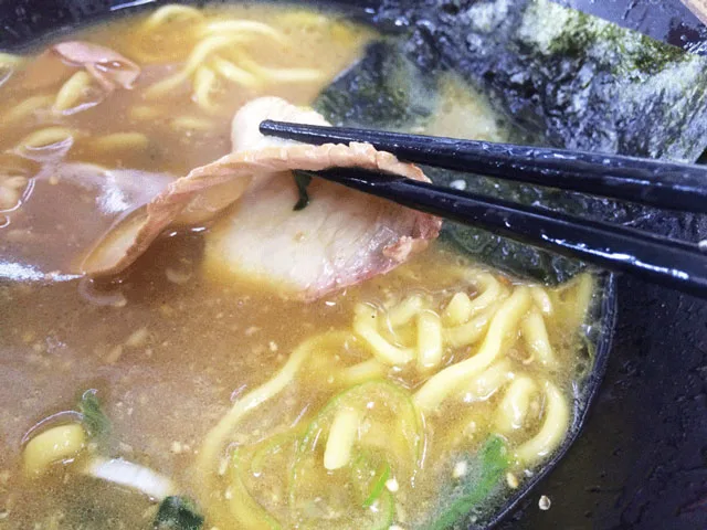 「家系ラーメン はじめ屋」のチャーシュー