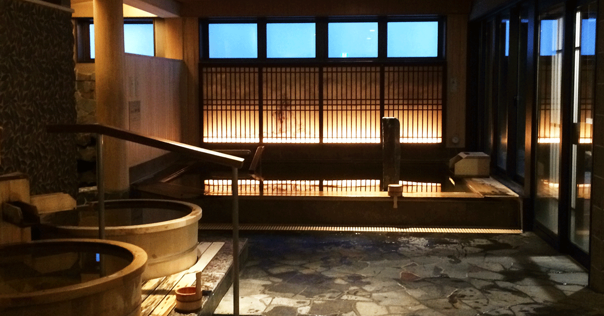 富山市総曲輪の温泉「天然温泉 富山 劔の湯」