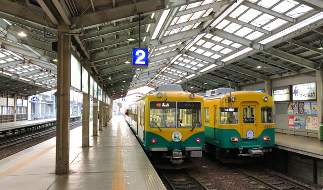 電鉄富山駅の地鉄電車
