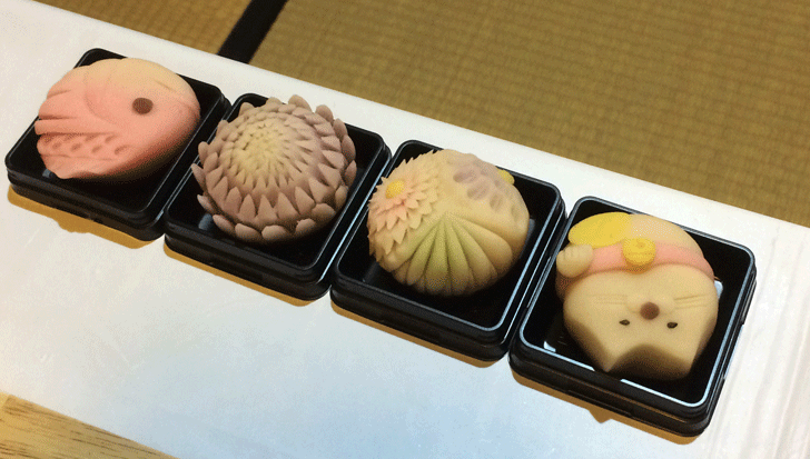 いちご大福で有名な富山の和菓子屋「引網香月堂古沢本店」の上生菓子