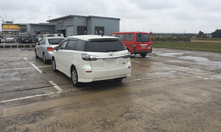 富山のガッツリ横浜家系ラーメン豚骨番長の駐車場