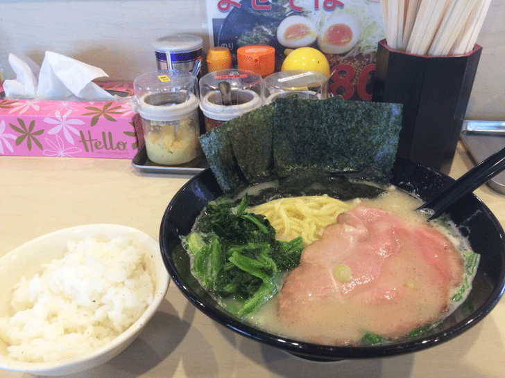 富山のガッツリ横浜家系ラーメン豚骨番長のラーメン