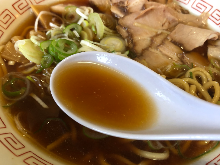 大沢野の人気ラーメン店 五衛門(ごえもん)のスープ