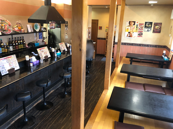 大沢野の人気ラーメン店 五衛門(ごえもん)の店内