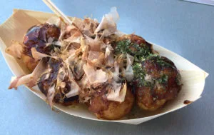 たこや】延命地蔵尊のたこ焼き＆はしまき！家族に乾杯でも紹介された