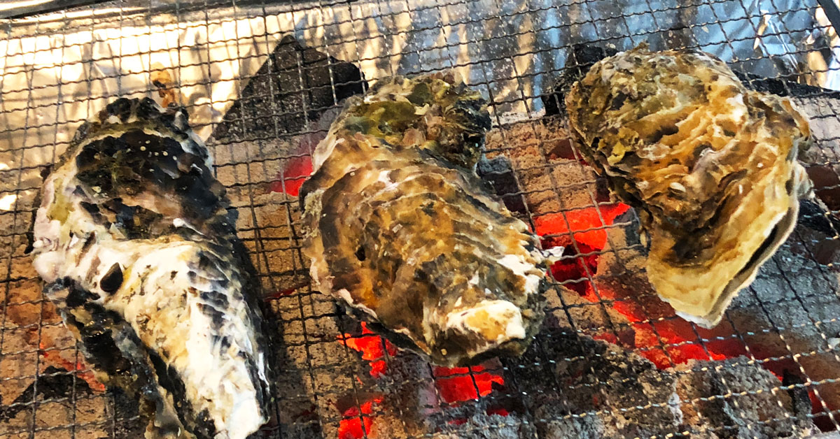 【東北支援 牡蠣奉行】富山駅前の1kg540円の焼き牡蠣