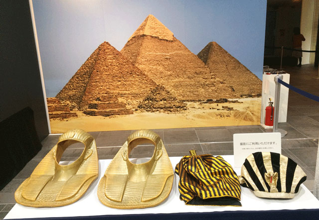 黄金のファラオと大ピラミッド展富山かぶり物