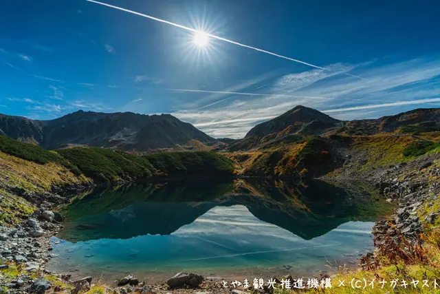 富山の写真家イナガキヤストさんが撮影した立山室堂にあるみくりが池