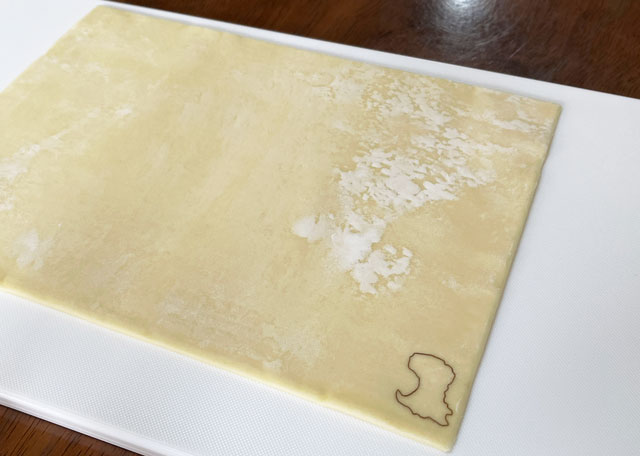 「おうちで製麺屋さんごっこ」の富山マーク入の製麺シート