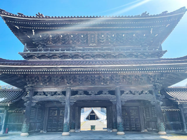井波彫刻発祥の寺院「瑞泉寺」(冬)